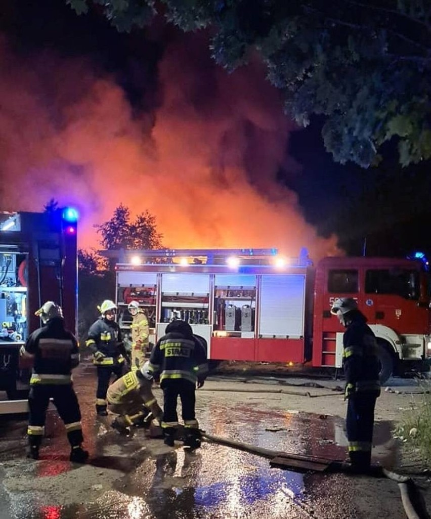 Gmina Szamotuły: Pożar na terenie wysypiska śmieci w...