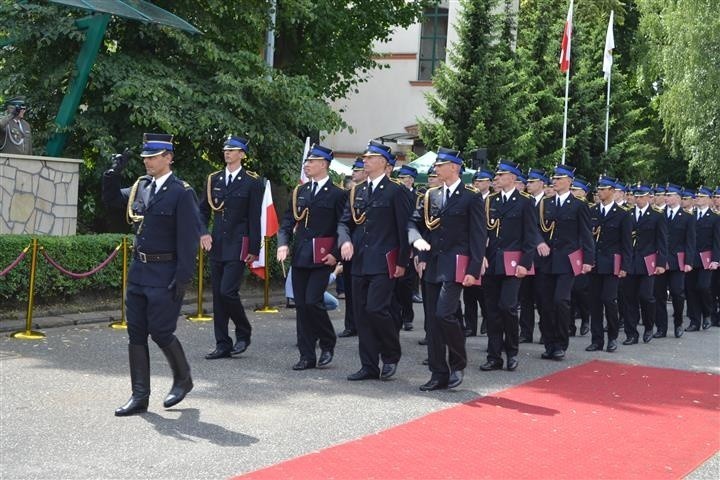 Stopień młodszego aspiranta uzyskało 112 absolwentów...