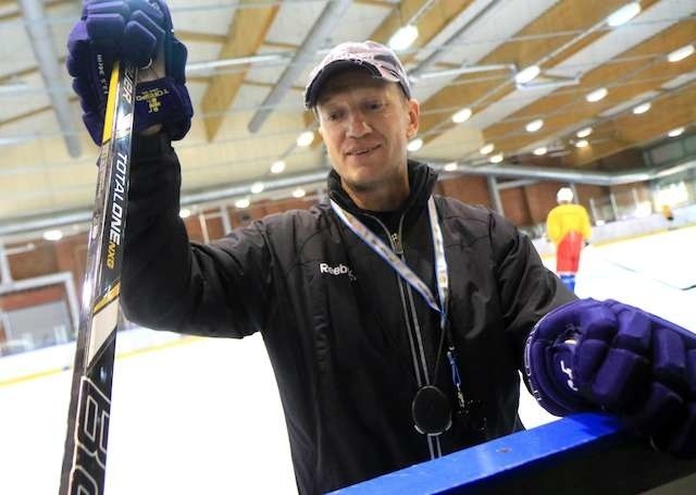 Białoruski szkoleniowiec Oleg Małaszkiewicz, podobnie jak cała drużyna Nesty Miresa, w najbliższych dniach będzie pracować pod większą presją