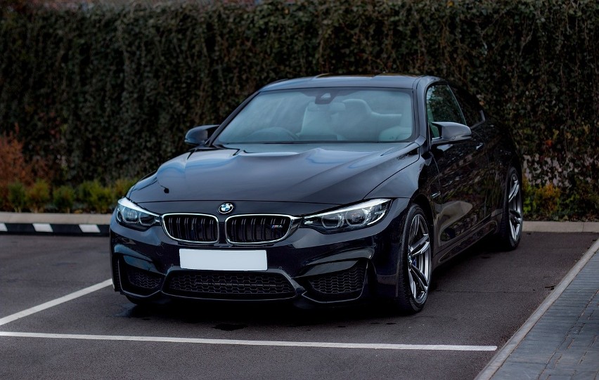 BMW M4...