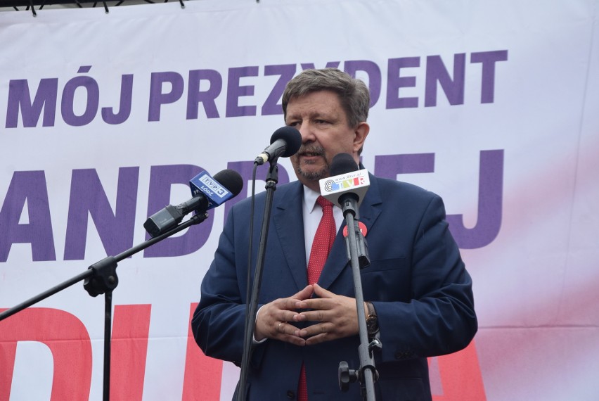 Wybory 2020: W Sieradzu poparli Andrzeja Dudę i podpisali się pod listem - ZDJĘCIA