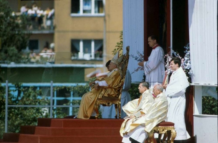 Jan Paweł II w Wielkopolsce. W 1983 roku odwiedził Poznań po...