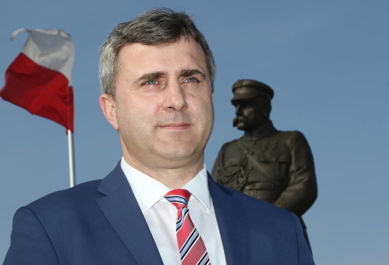 Dariusz Meresiński, obecny burmistrz w 2014 roku  wygrał z...