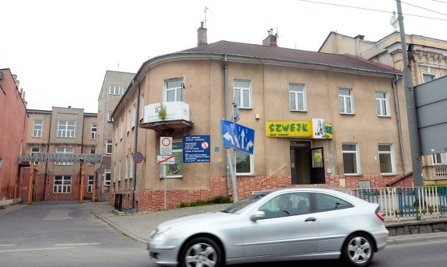 Firmie  Protektor z Lublina nie udało się sprzedać siedziby przy ul. Kunickiego. Producent obuwia zapewnia jednak, że transakcja to kwestia czasu