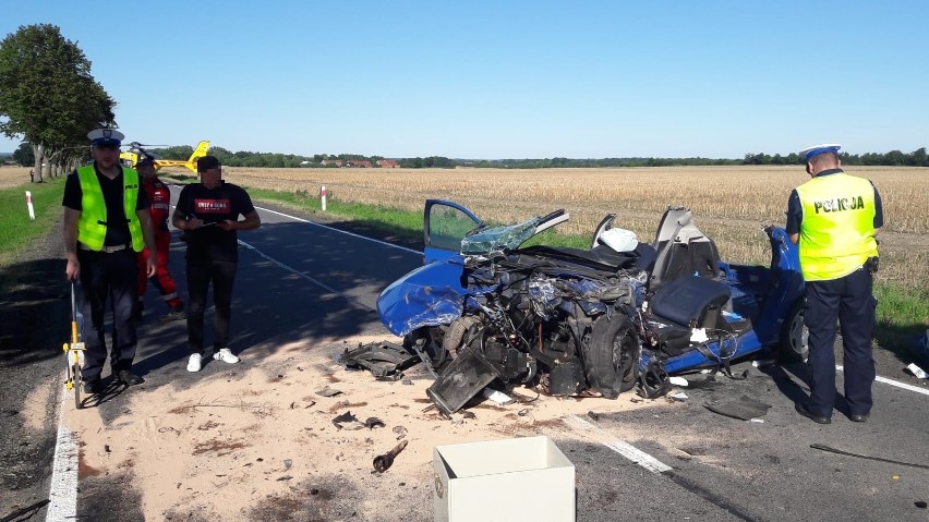 Wypadek na DK 39 w miejscowości Bukowa Śląska.