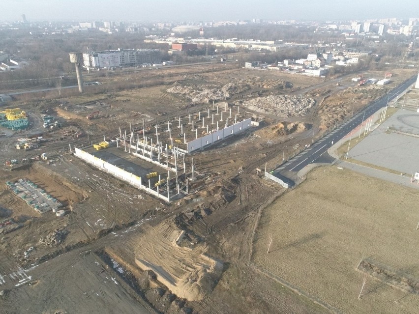 Kraków. Wokół budowanego centrum handlowego w Czyżynach ma zostać przebudowany układ drogowy 