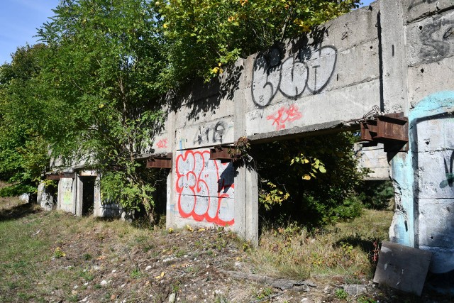 Dawna wojskowa strzelnica znajduje się na os. Leśnym w Kostrzynie nad Odrą.