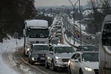 Korki na zakopiance. Jak ominąć największe zatory na drodze wracając spod Giewontu? 