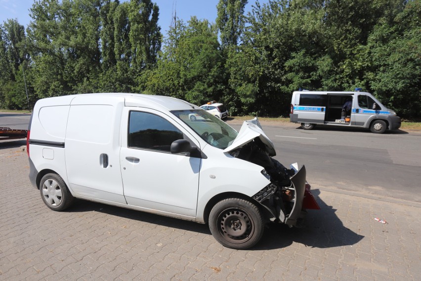 W trakcie składania wyjaśnień kierująca samochodem osobowym...