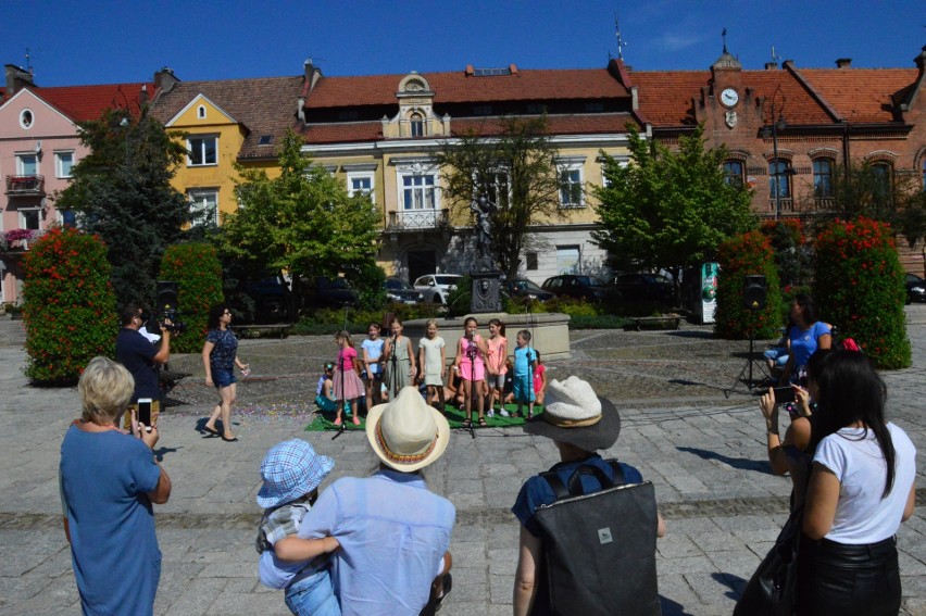 Myślenice. Koncert pod chmurką                