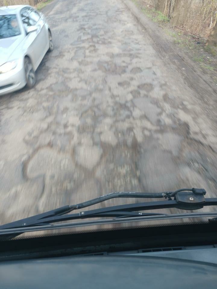 Kierowcy chcą remontu drogi Główczyce-Damnica.