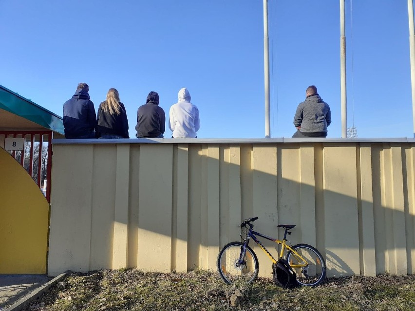 Rekiny ROW Rybnik kręcą pierwsze kółka na stadionie. Kibice...