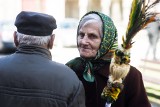 Niedziela Palmowa w Radecznicy. Tłumy wiernych, święcenie palm i kiermasz (ZDJĘCIA)