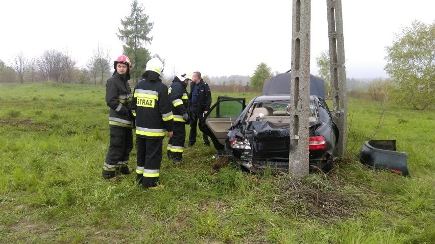 Skaryszew. Wypadek śmiertelny na ulicy Partyzantów. Jedna osoba nie żyje, dwie ciężko ranne