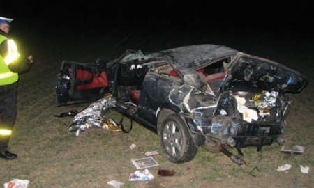W Wigilię 2008 r. pod Steblowem w tym oplu zginęło trzech młodych ludzi. Kierowca jechał za szybko na oblodzonej drodze...