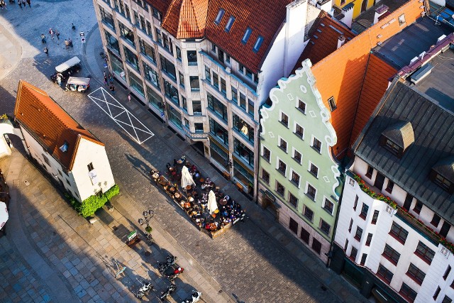 Oto dziesięć miejsc we Wrocławiu, które mają szansę stać się najmodniejszymi w tym roku wśród wrocławian i turystów. Zobacz na kolejnych slajdach nasz subiektywny ranking miejsc, w których warto się pojawić - posługuj się klawiszami strzałek, myszką lub gestami.