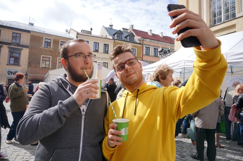 Lubelskie Święto Cydru 2019. 600 litrów cydru popłynęło z beczki na Starym Mieście. Zobacz zdjęcia