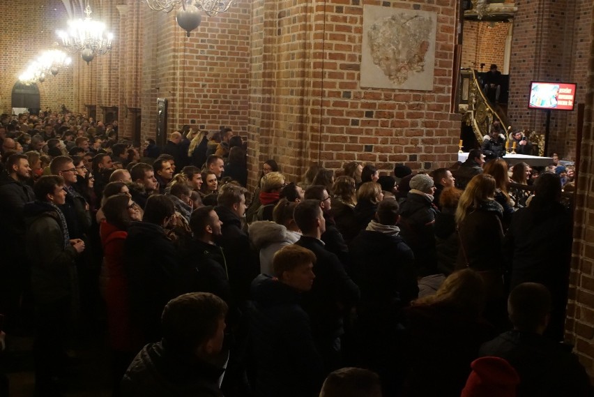 Poznań: Rekolekcje z ojcem Szustakiem znów przyciągnęły...