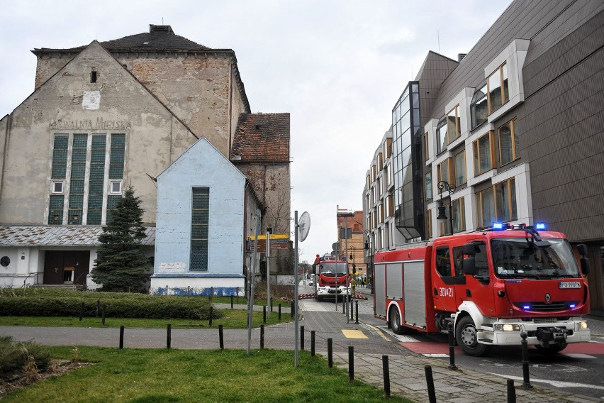 Budynek dawnej synagogi przy ul. Wronieckiej w Poznaniu od...