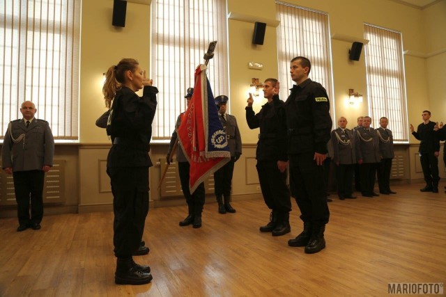 Uroczystość ślubowania nowych policjantów w Opolu.