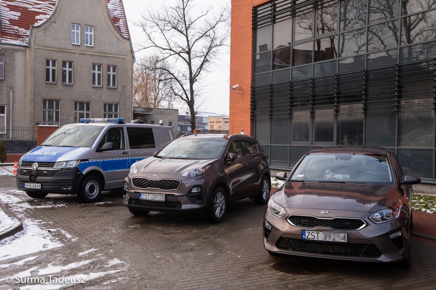 Policja w Stargardzie ma 3 nowe radiowozy. Nie ma już za to wakatów! ZDJĘCIA