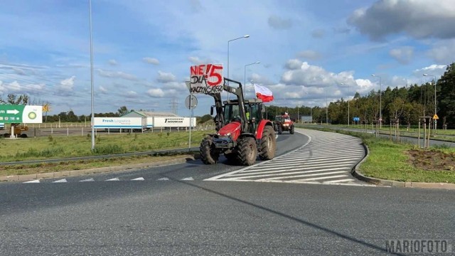 Protest rolniczy na obwodnicy Opola.