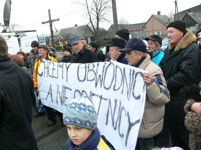 Mieszkańcy Skarżyska podczas spotkania z politykami domagali się przebudowy drogi numer 7.