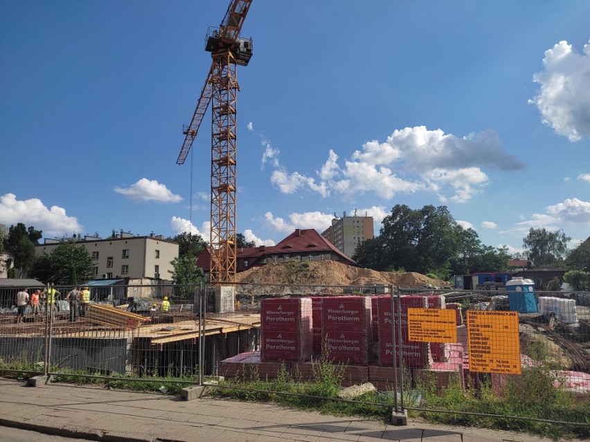 W Rudzie Śląskiej trwa budowa mieszkań komunalnych -...