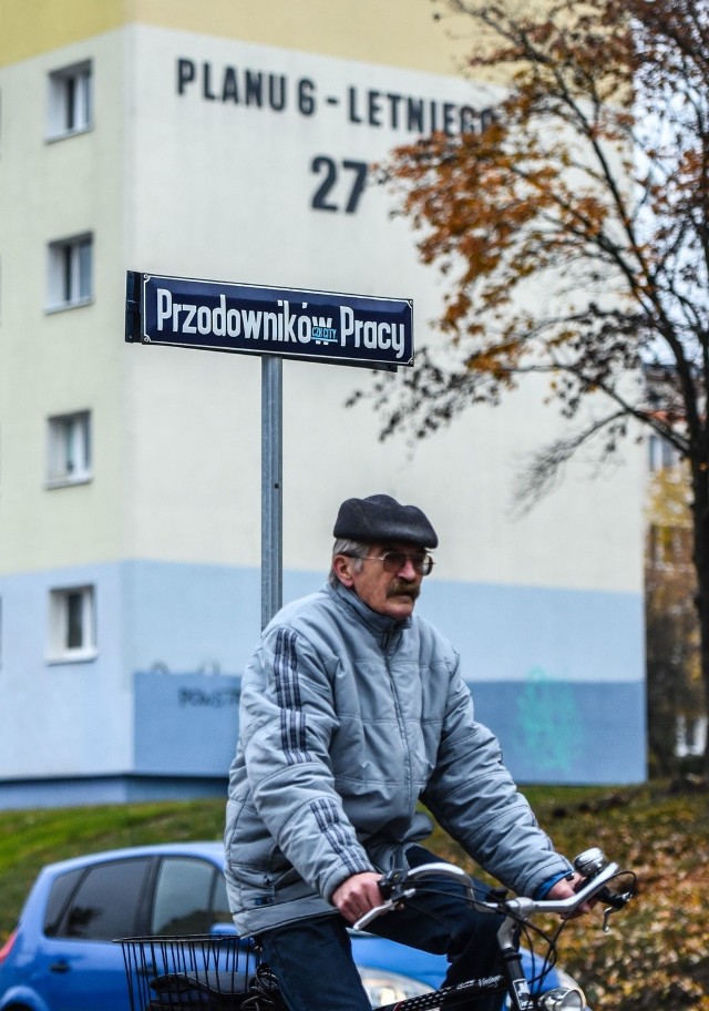 Grupa senatorów z Prawa i Sprawiedliwości przygotowała właśnie  projekt ustawy o zakazie propagowania komunizmu przez nazwy budowli i obiektów. Na Kapuściskach w Bydgoszczy ulic z nazwami z poprzedniej epoki nie brakuje.