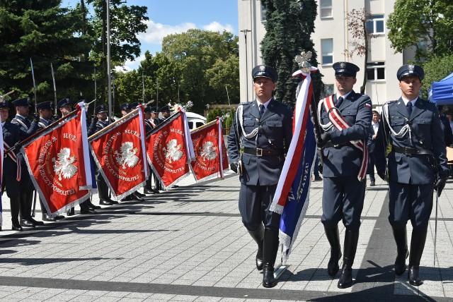 Wojewódzkie Święto Służby Więziennej w Sieradzu. Awanse, odznaczenia i sztandar