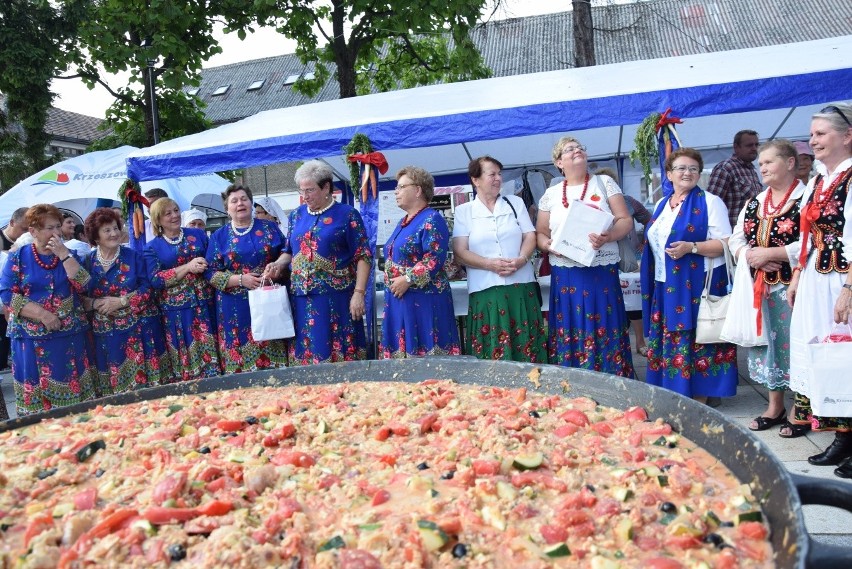 Pomidorowe święto w Krzeszowicach. Konkursy z warzywnymi okazami 