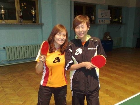 Tenisistki stołowe Forbetu Tarnobrzeg Li Qian (z lewej) i Xu Jie wracają do rozgrywek ekstraklasy
