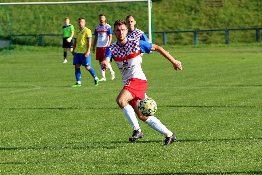 Granat Skarżysko-Kamienna - Neptun Końskie 3:0 - IV liga, 10. kolejka sezon 2020/21