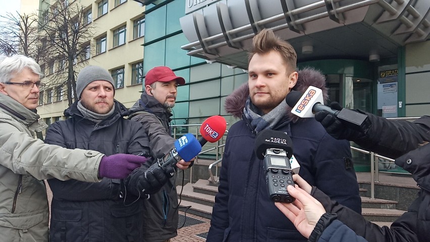 Poseł Krzysztof Truskolaski z PO przekazał marszałkowi...