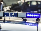 Toruń. Kierowca jadący ulicą Okólną wymusił pierwszeństwo, doszło do zderzenia dwóch aut
