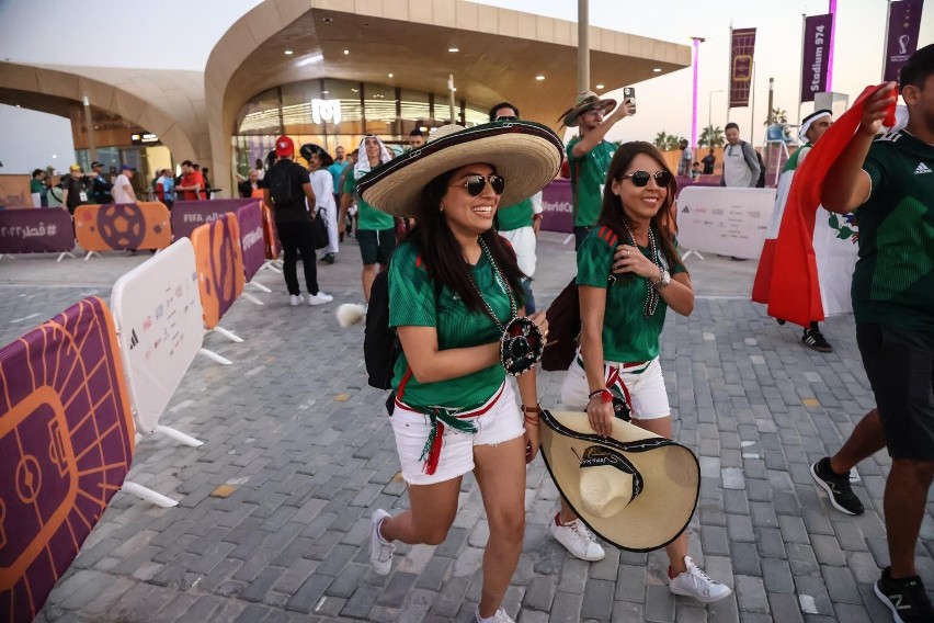 Fanki reprezentacji Meksyku przed meczem z Polską