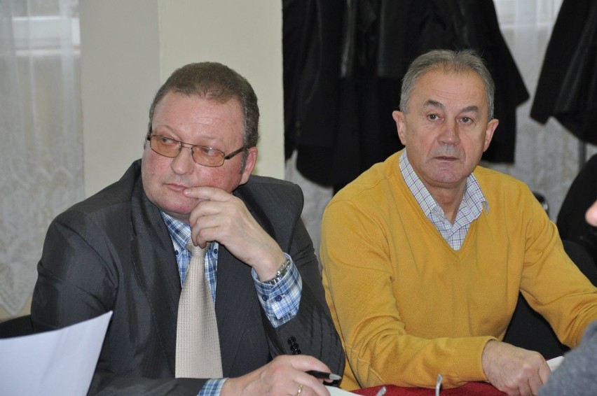 Sesja Rady Gminy w Chlewiskach w grudniu 2015 roku.