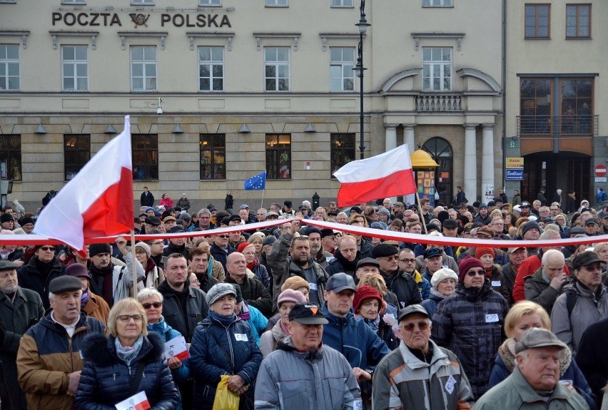 Manifestacje KOD w Lublinie (ZDJĘCIA, WIDEO)