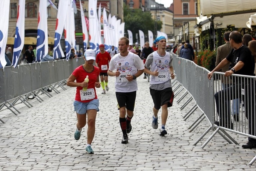 Maraton Wrocław - ZDJĘCIA - zawodnicy z numerami 401 - 600