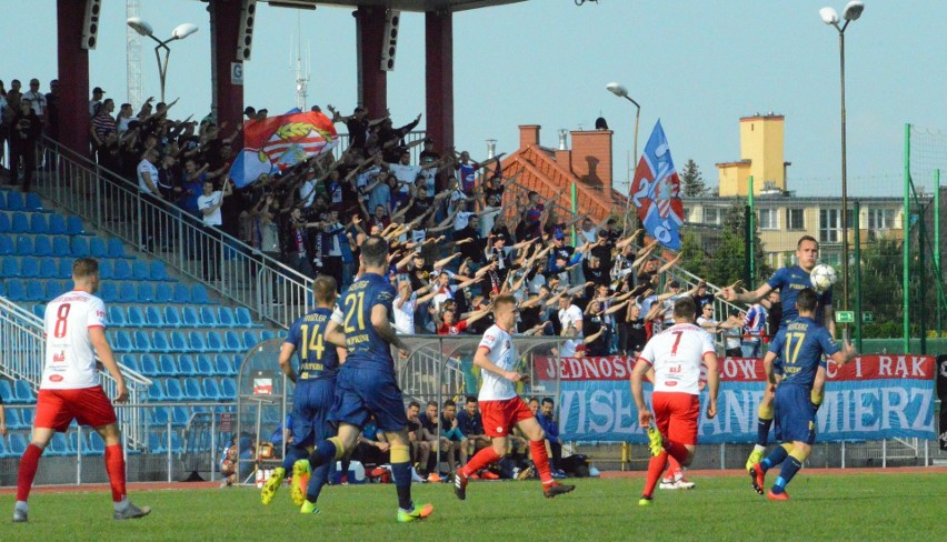 Stal Rzeszów, będąc drużyną lepszą, tylko zremisowała w...