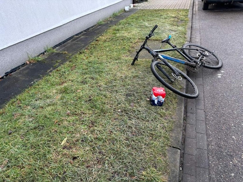 W niedzielę, 31 grudnia, policjanci zauważyli rowerzystę...