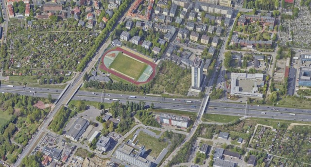 Katowice przystąpiły do sporządzenia planu zagospodarowania przestrzennego dla obszaru w rejonie autostrady A4 i ulicy Kościuszki. Chodzi o obszar, na którym znajduje się Park Kościuszki, ogródki działkowe, ale również stadion AWF oraz teren po dawnych kortach tenisowych Baildonu.