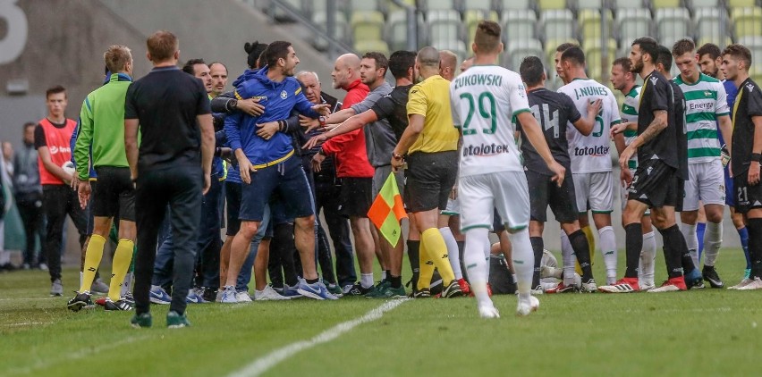 Lechia Gdańsk oficjalnie poznała rywali w letnich meczach sparingowych. Będą hity!