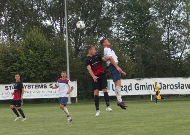 Wólczanka Wólka Pełkińska pokazała się z bardzo dobrej strony na inaugurację rozgrywek 3 ligi.  Beniaminek ograł Spartakusa Daleszyce 2:0.