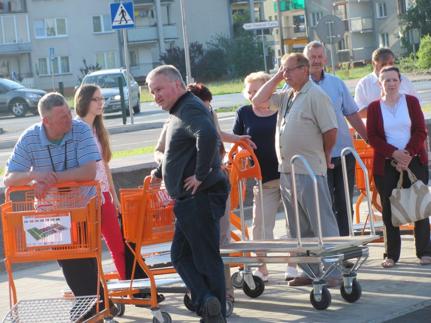 W środę otwarcie Busztynowa Park. A tak wyglądało otwarcie Galerii Bursztynowej i OBI cztery lata temu [ARCHIWALNE ZDJĘCIA]