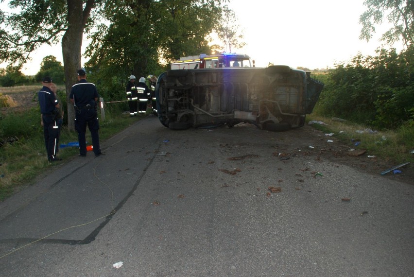 Śmiertelny wypadek w Chwarzenku w gminie Stara Kiszewa 27.06.2018. Nie żyje 21-letni mężczyzna [zdjęcia]