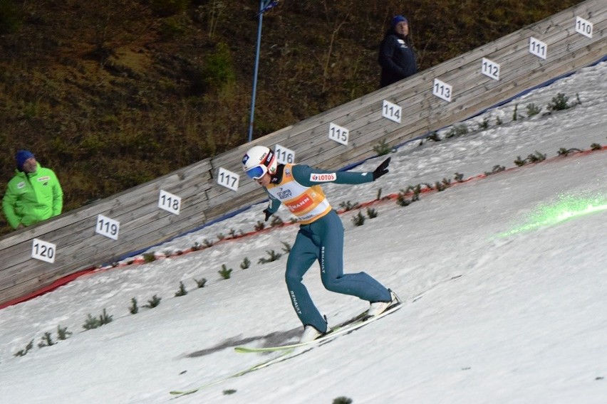 Puchar Świata w skokach narciarskich w Wiśle: Polacy liderami po pierwszej serii! ZDJĘCIA