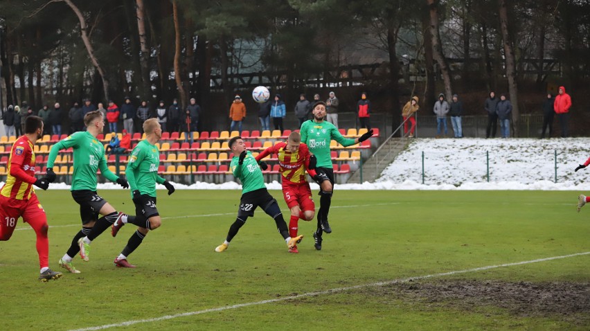  Piłkarze Korony Kielce przegrali mecz kontrolny z GKS Katowice. Zagrał Hiszpan Nono, testowany był Mateusz Ziółkowski z Zagłębia Sosnowiec
