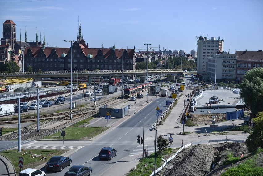 Budowa Forum Gdańsk. Prace drogowe na półmetku [ZDJĘCIA]