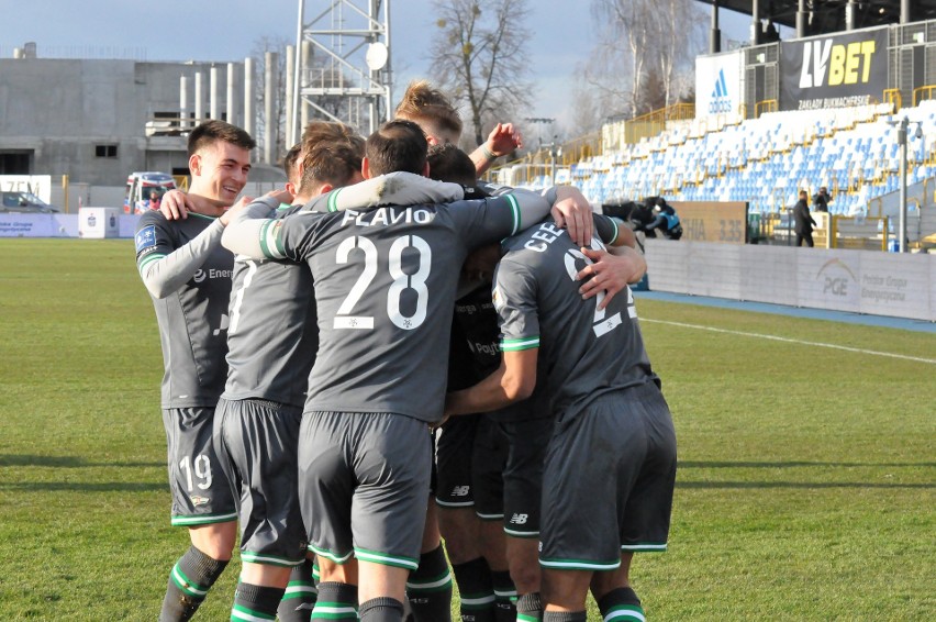 Stal Mielec - Lechia Gdańsk 27.02.2021 r. Lechia skuteczna, a Dusan Kuciak zablokował bramkę. Stokowiec: Nie lubię takich meczów [zdjęcia]